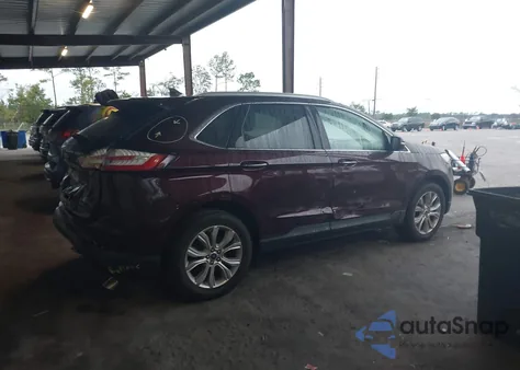 2020 Ford Edge Titanium z USA, uszkodzony, nr VIN 2FMPK3K93LBB52956